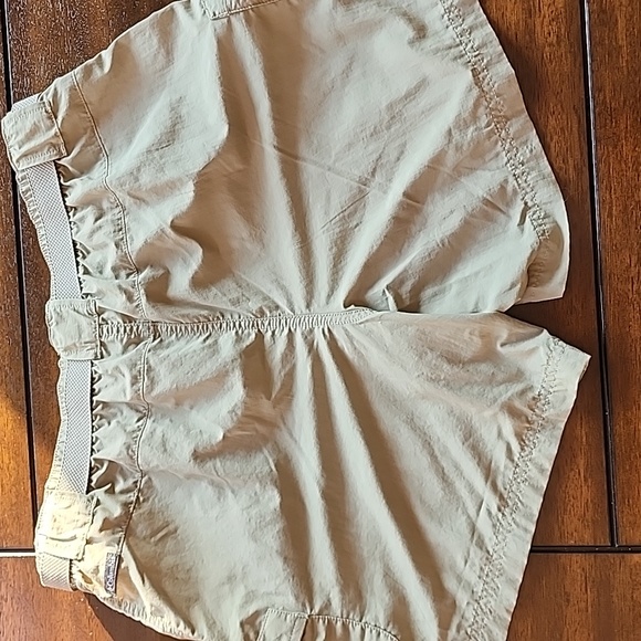 Columbia Belted Shorts, Medium, Quick-Dry, Womens - Picture 8 of 12